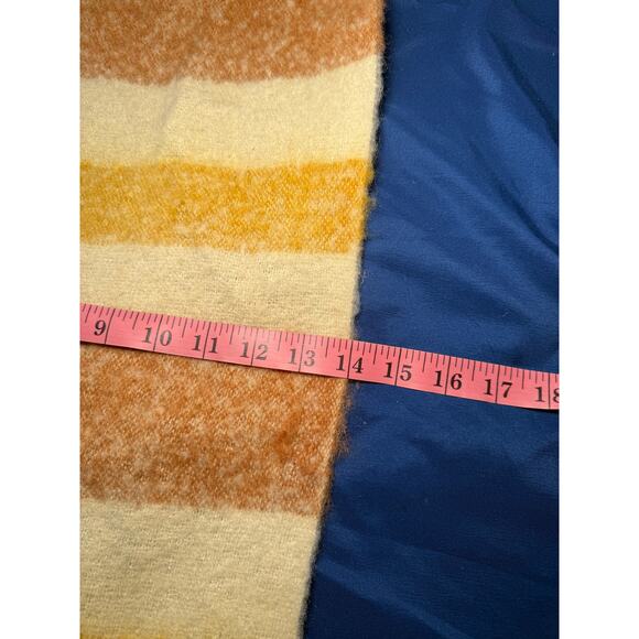 Frye & Co butter soft fringe striped blanket scarf warm cozy fall winter luxury - Picture 6 of 6